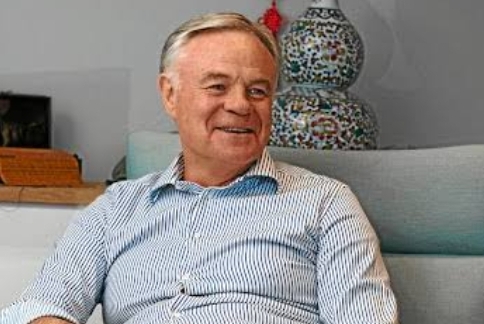 Koos Bekker Biography