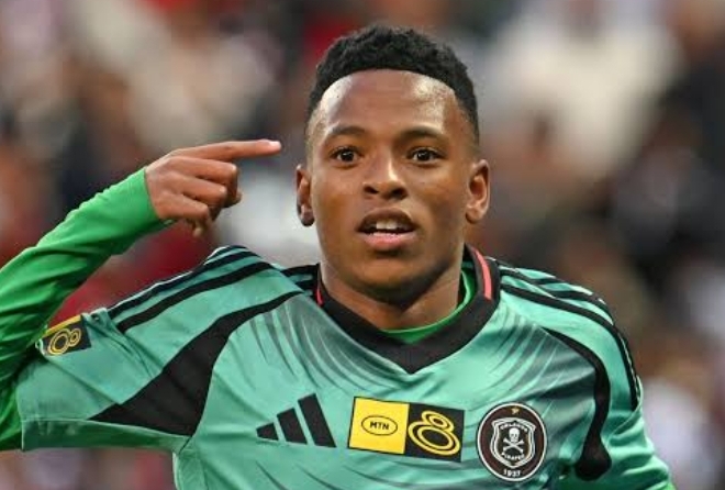 Relebohile Mofokeng Biography